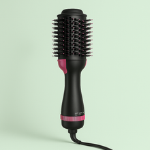 Load image into Gallery viewer, Cepillo Secador y voluminizador Rosa
